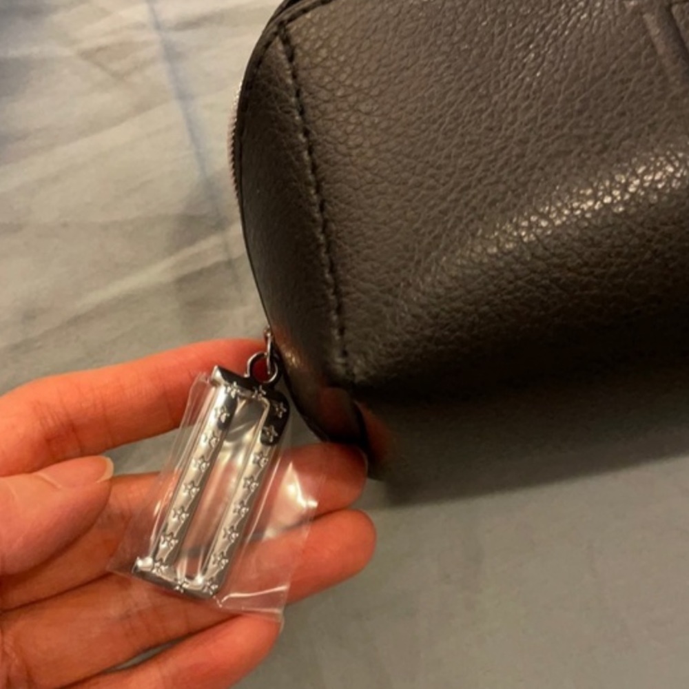 Authentic Dior Crossbody Bag - Picture 2 of 11